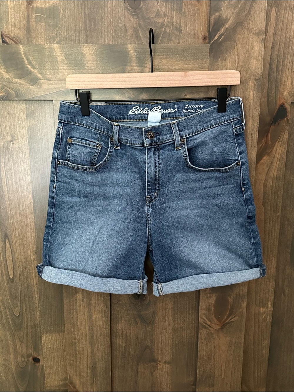 Eddie Bauer Women’s Boyfriend Mid-Rise Denim Short